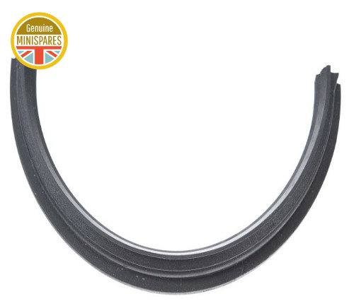 RIGID ENGINE TO GEARBOX HALF MOON SEAL U CAM6548